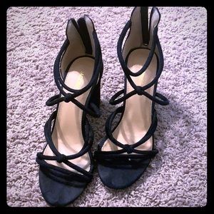 Navy blue size 7 heels